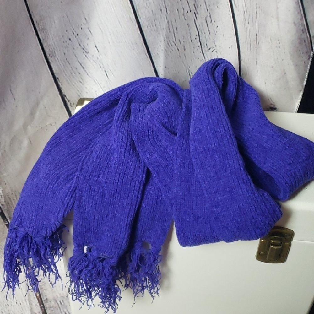 ‎Beautiful Dark Purple Scarf
